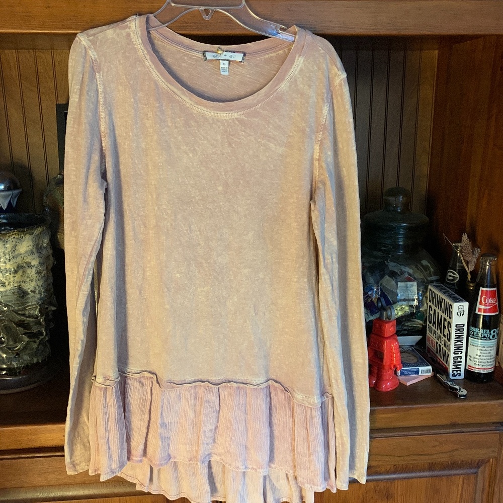 Eri abs Ali ruffle bottom long sleeve tee. Bought at an Anthro sake abs worn 2x